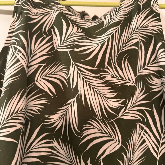 Jumpsuit.  Green and White Leaf Print Sz 16 - Picture 1 of 6